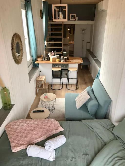 Lumineux Studio Sous Les Toits De 멍똥 외부 사진